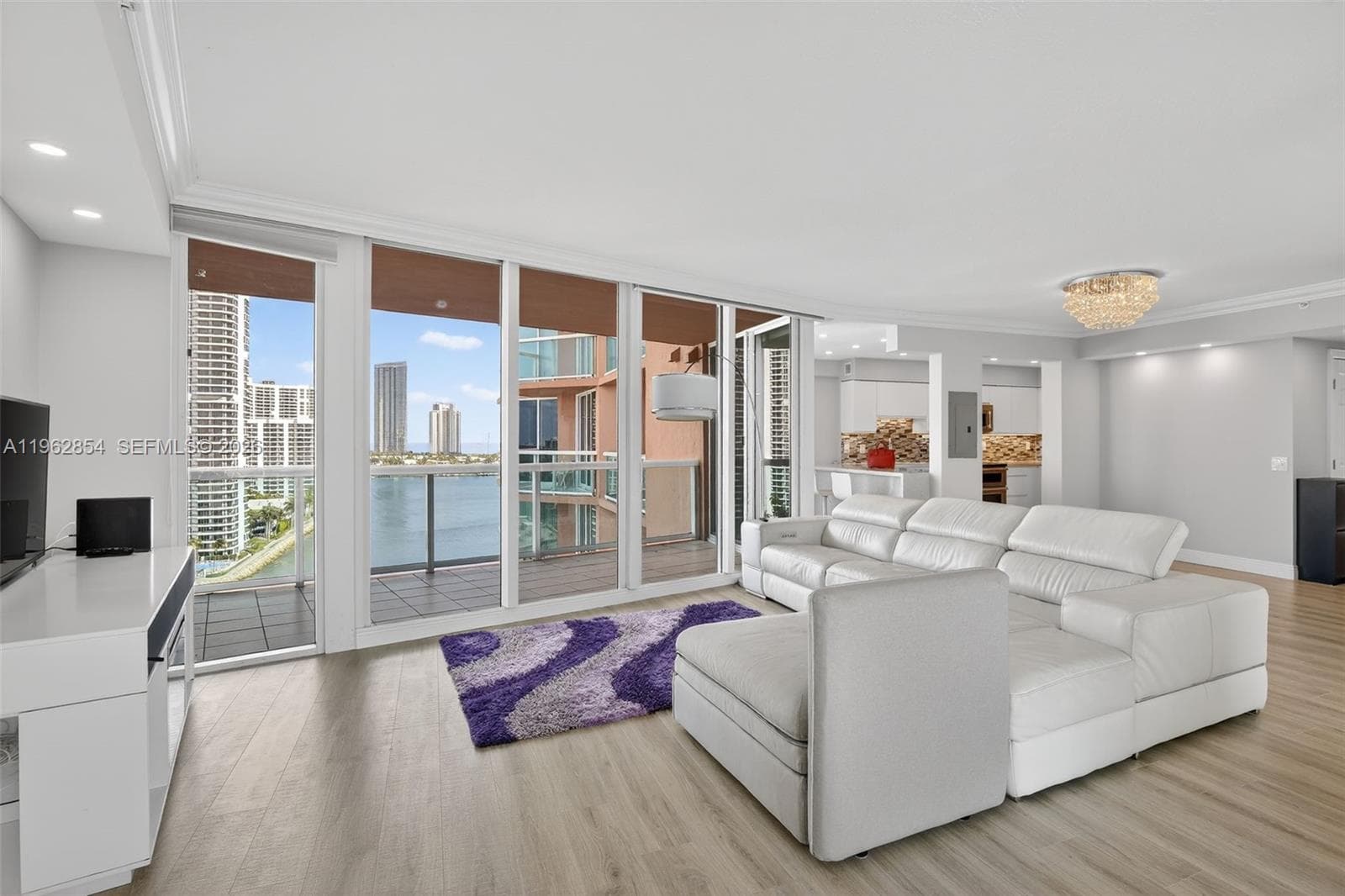 3370 Hidden Bay Dr # 1501, Aventura FL 33180 — 1