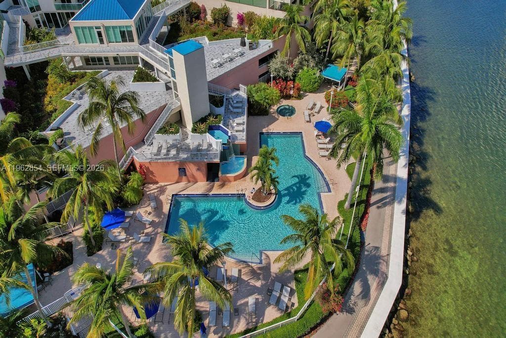 3370 Hidden Bay Dr # 1501, Aventura FL 33180 — 41