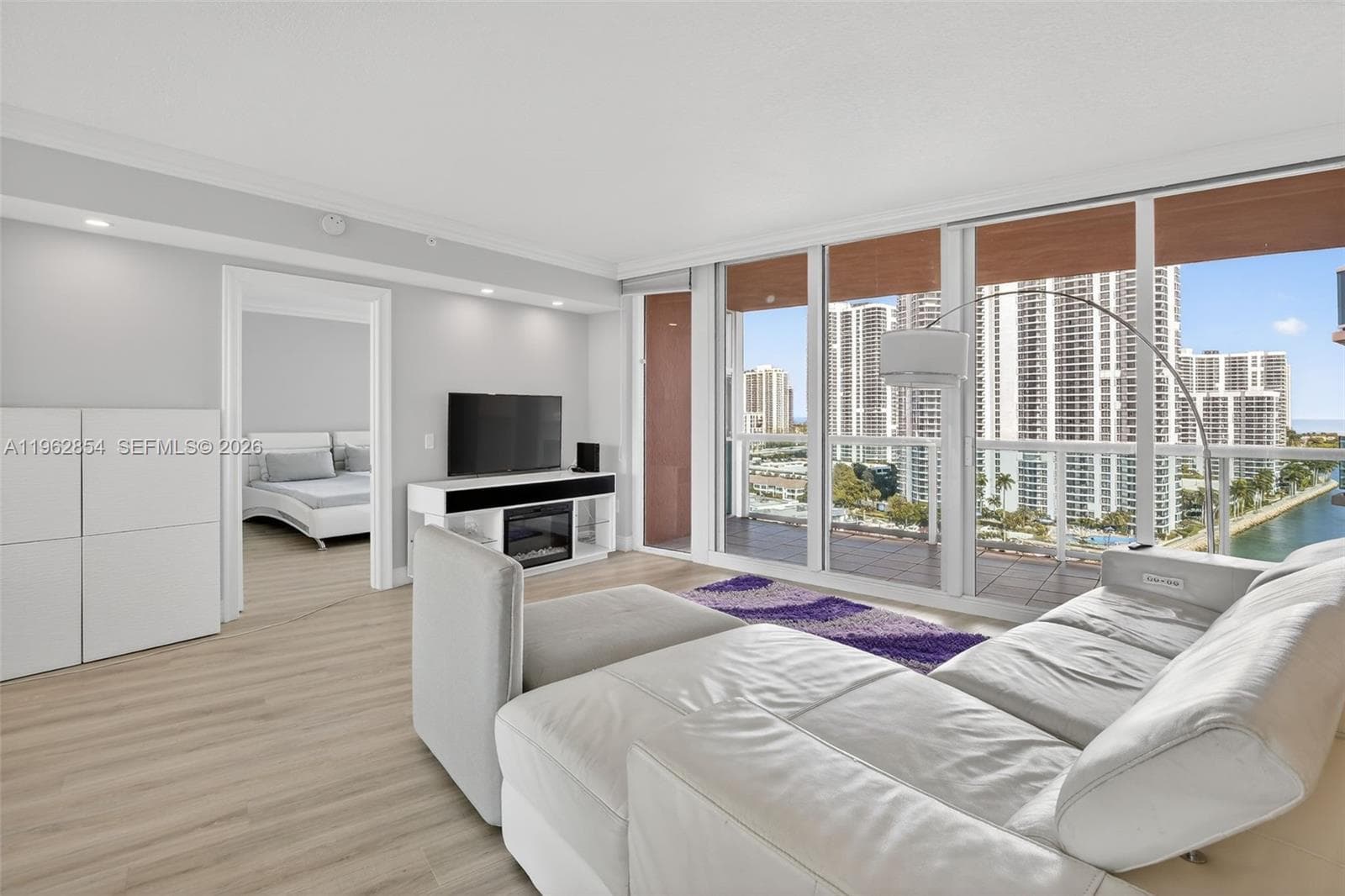 3370 Hidden Bay Dr # 1501, Aventura FL 33180 — 11