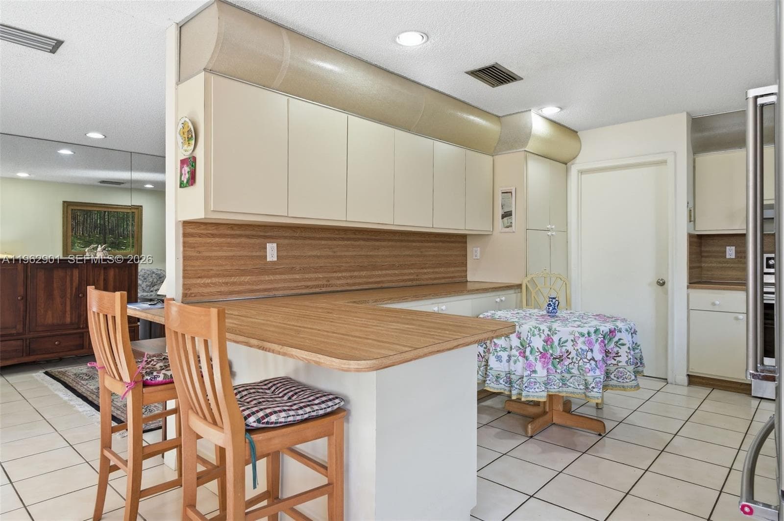 9208 Emerson Ave, Surfside FL 33154 — 6