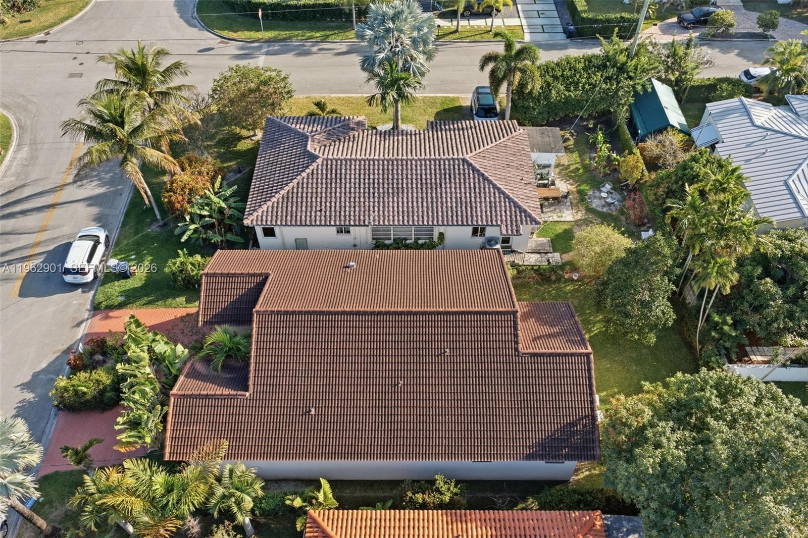 9208 Emerson Ave, Surfside FL 33154 — 28