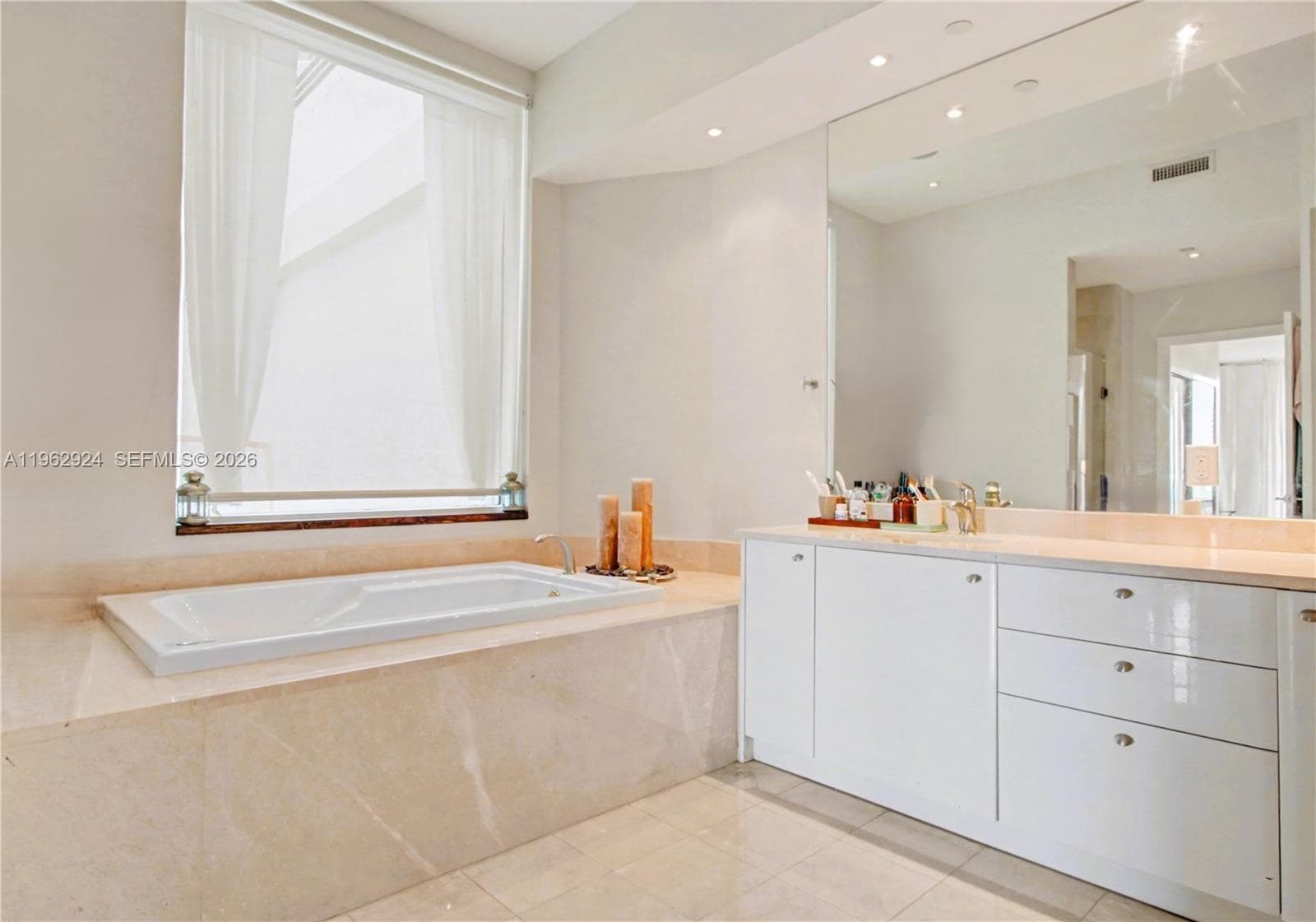16500 Collins Ave # 9, Sunny Isles Beach FL 33160 — 12