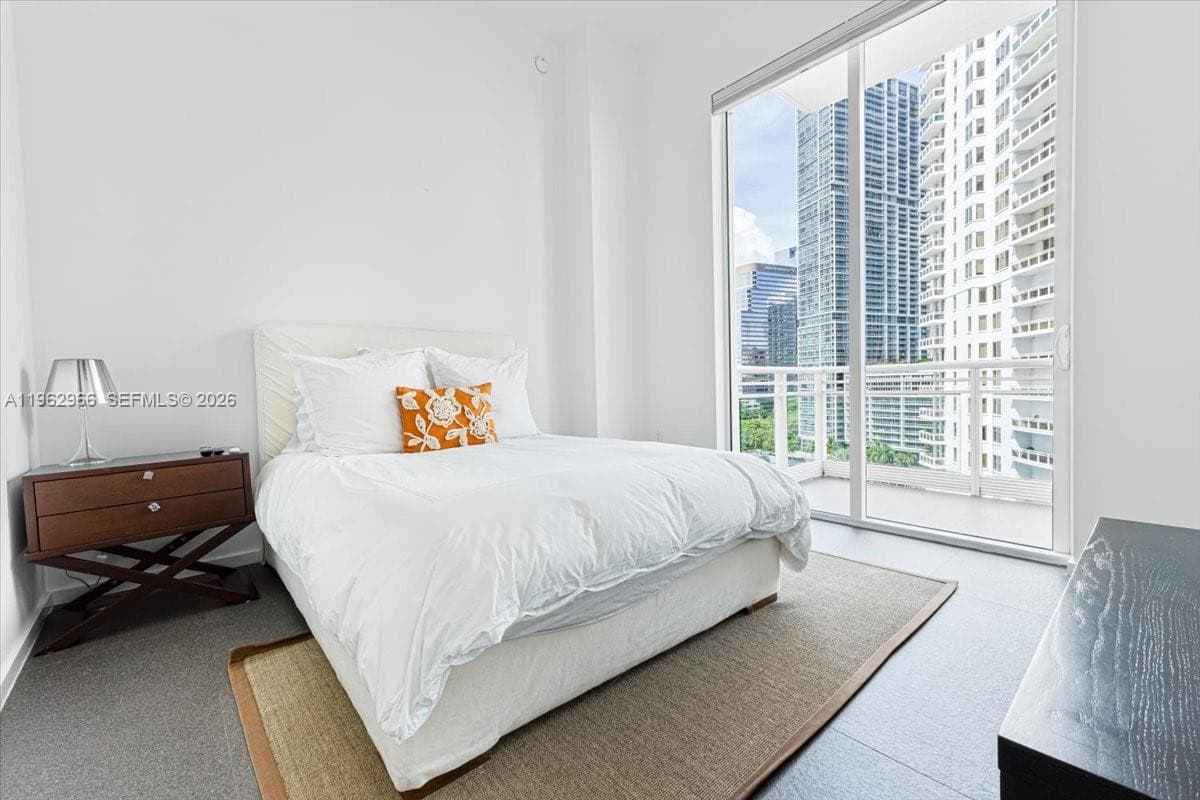 900 Brickell Key Blvd # 1101, Miami FL 33131 — 30