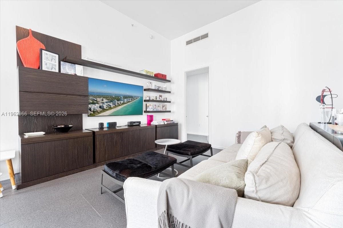 900 Brickell Key Blvd # 1101, Miami FL 33131 — 18