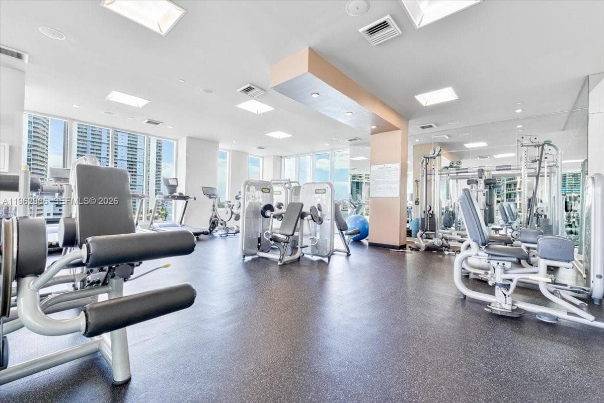 900 Brickell Key Blvd # 1101, Miami FL 33131 — 35