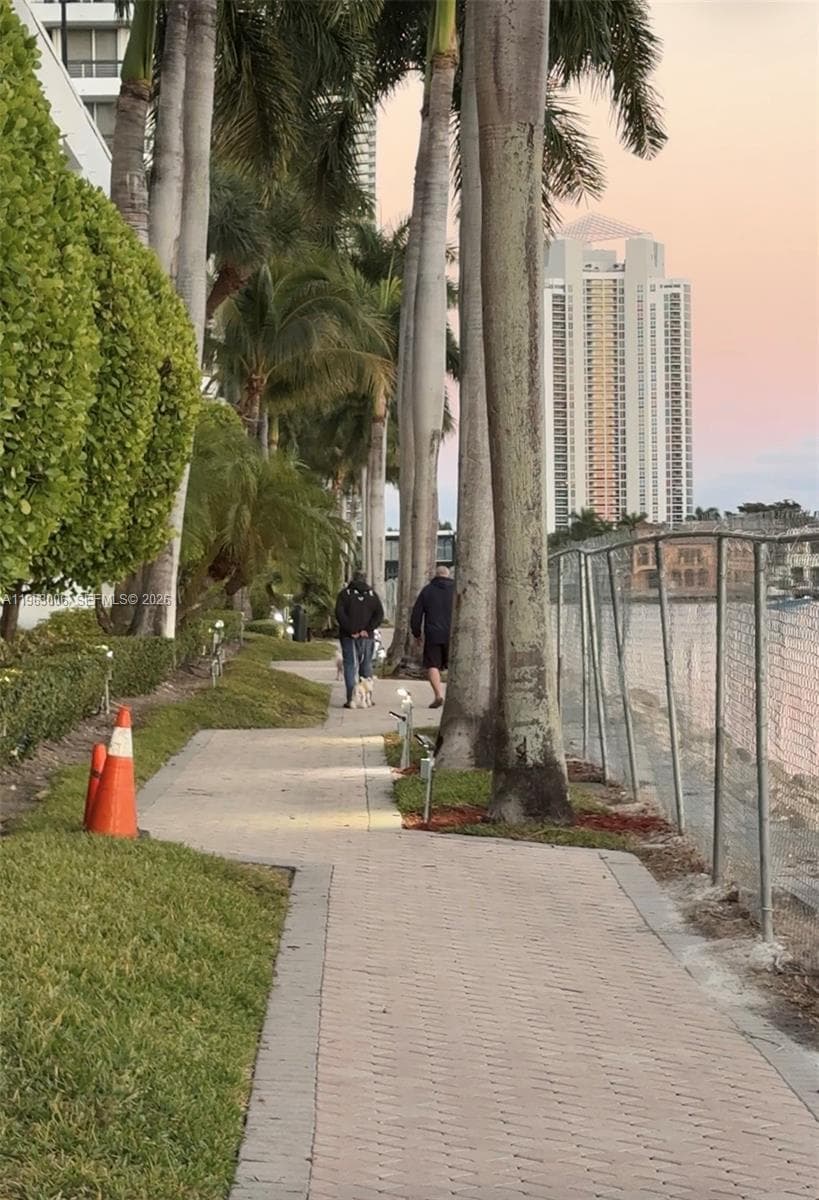 Mystic Pointe Tower 500 C, Aventura, FL — 24