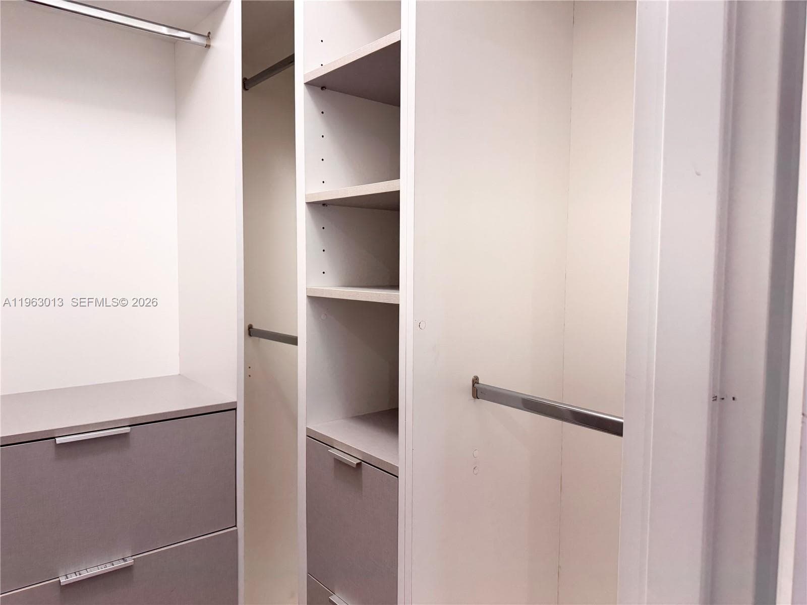 1200 West Ave # 1418, Miami Beach FL 33139 — 19