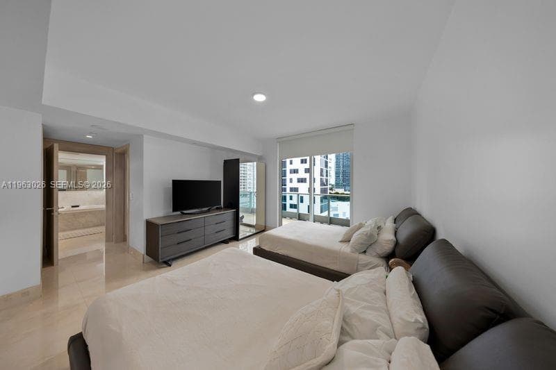 1331 Brickell Bay Dr # 1602, Miami FL 33131 — 22
