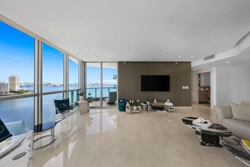 1331 Brickell Bay Dr # 1602, Miami FL 33131 — 11