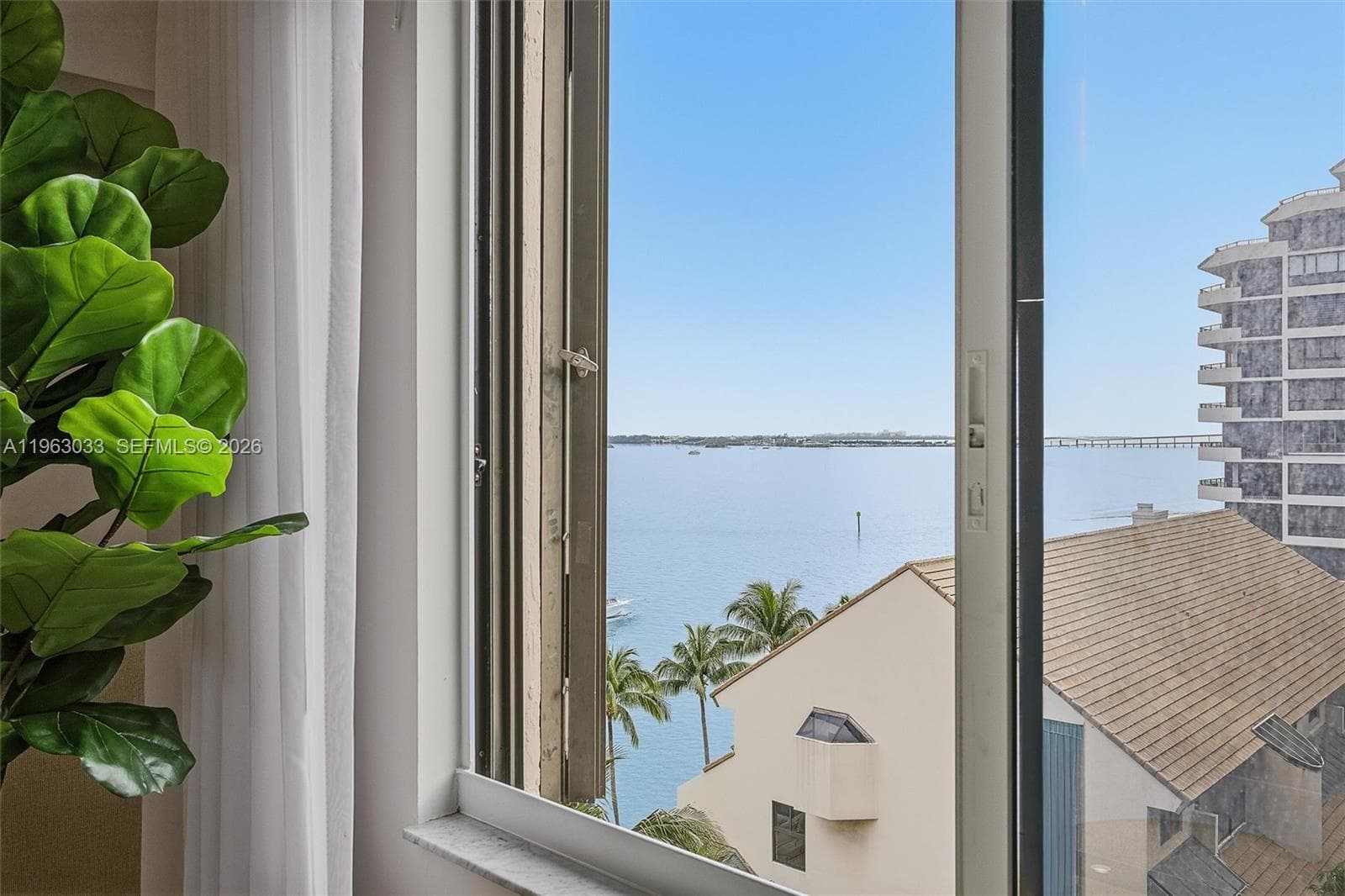540 Brickell Key Dr # 823, Miami FL 33131 — 16