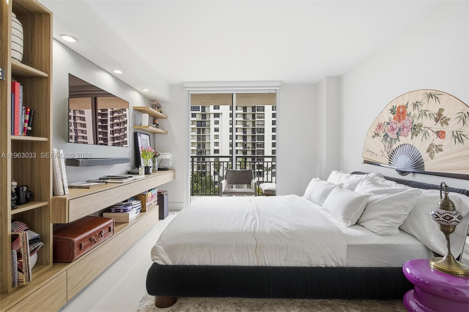 540 Brickell Key Dr # 823, Miami FL 33131 — 24