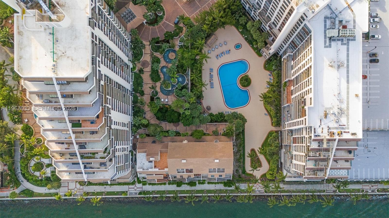 540 Brickell Key Dr # 823, Miami FL 33131 — 30