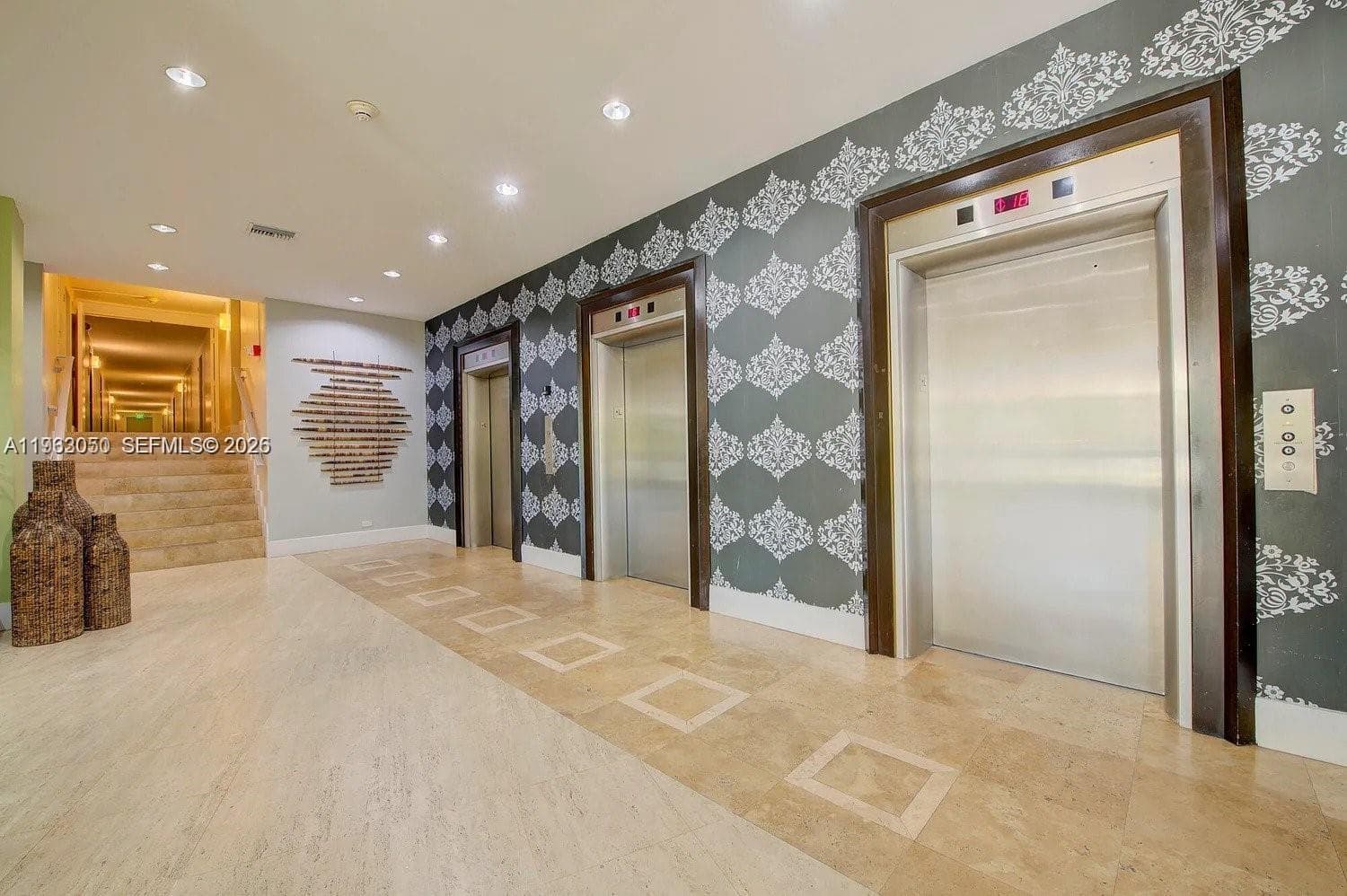 7441 Wayne Ave # 9I, Miami Beach FL 33141 — 10
