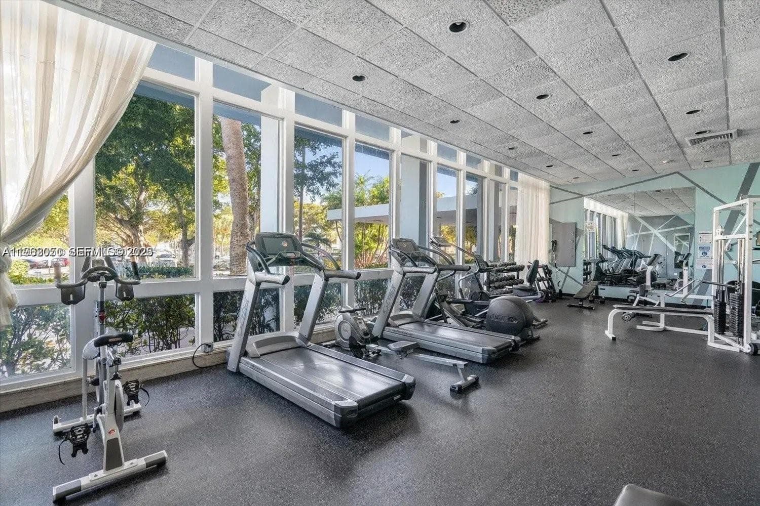 7441 Wayne Ave # 9I, Miami Beach FL 33141 — 8