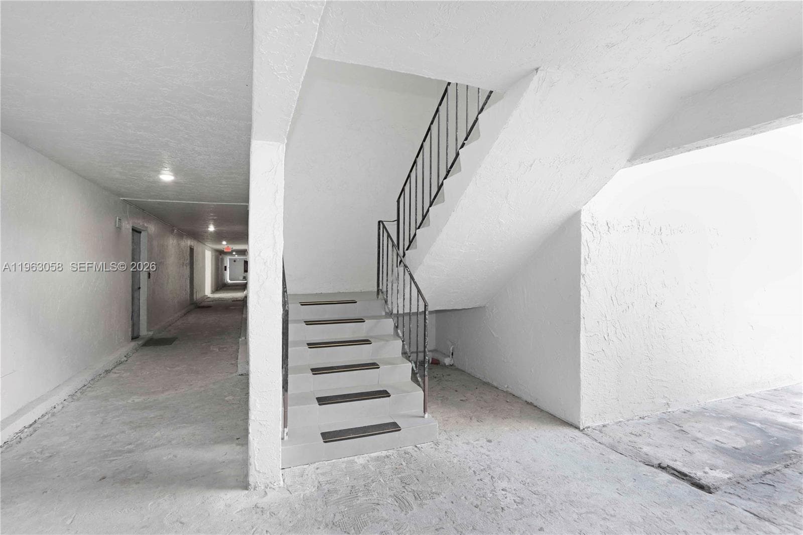 1275 W 35th St # 45B, Hialeah FL 33012 — 3