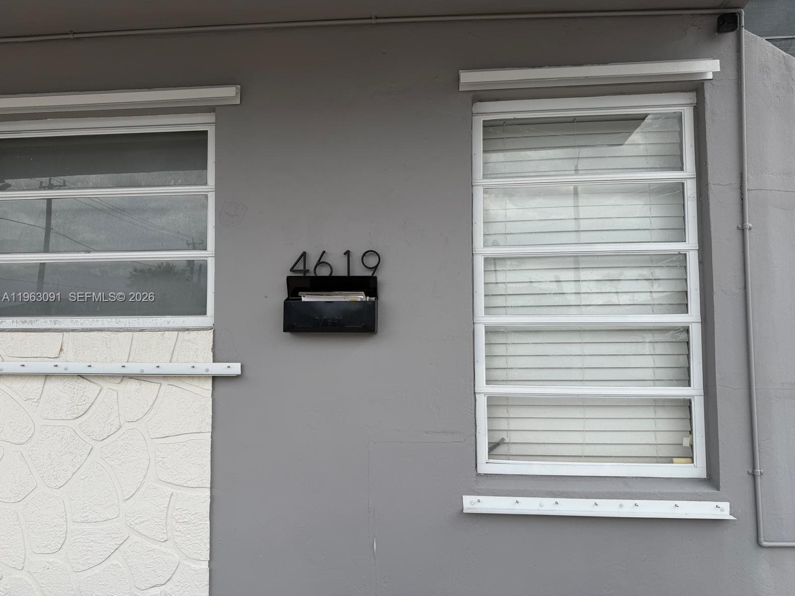 Suburban Villas, Miami, FL — 2
