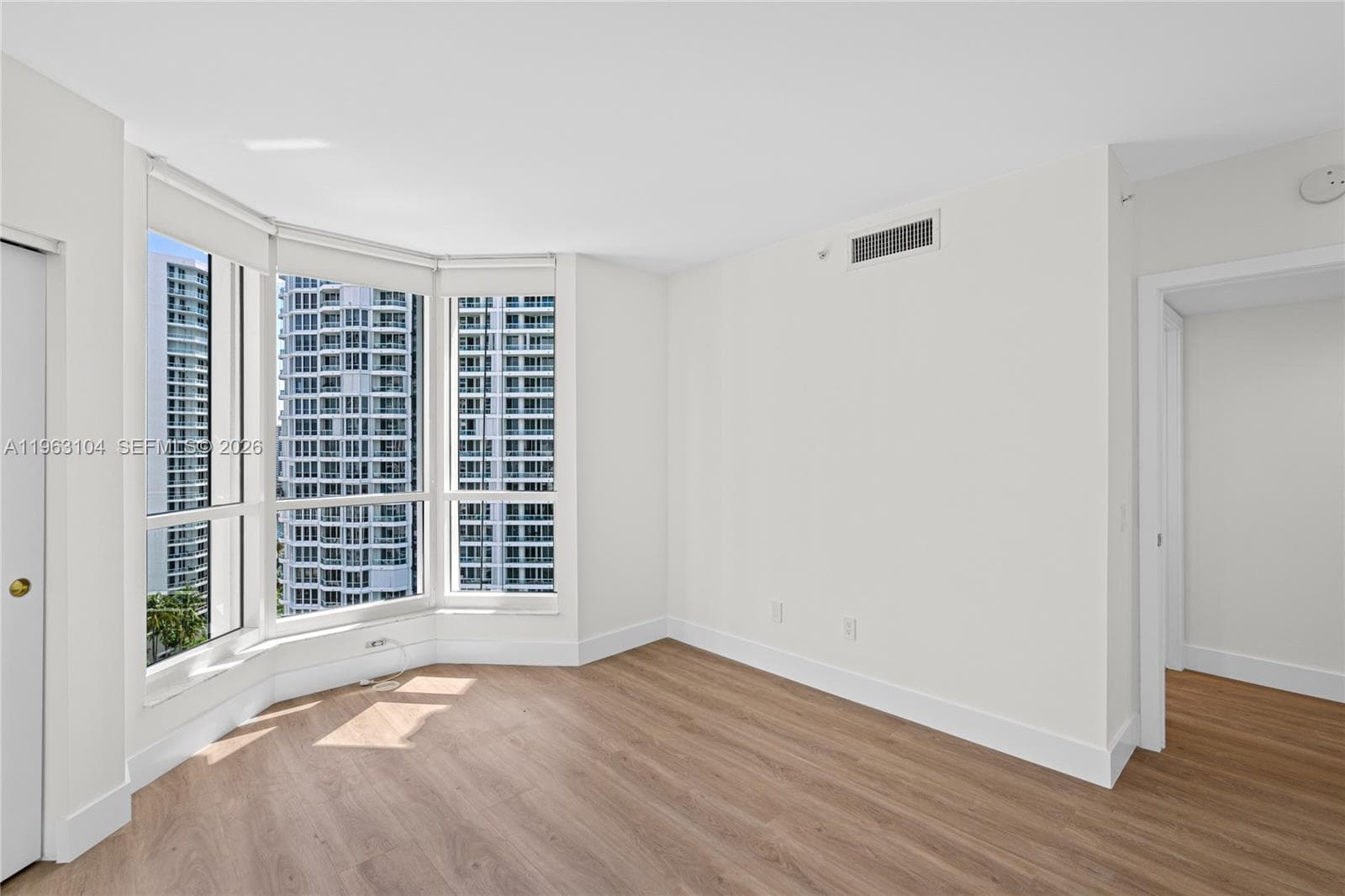21055 Yacht Club Dr # 1903, Aventura FL 33180 — 17