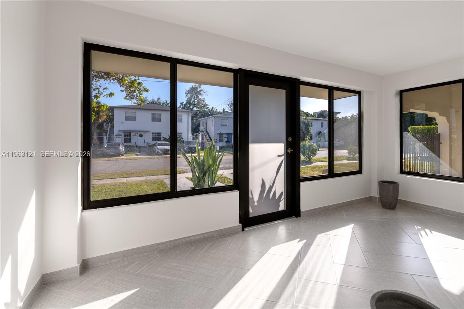 1631 SW 21st St, Miami FL 33145 — 9