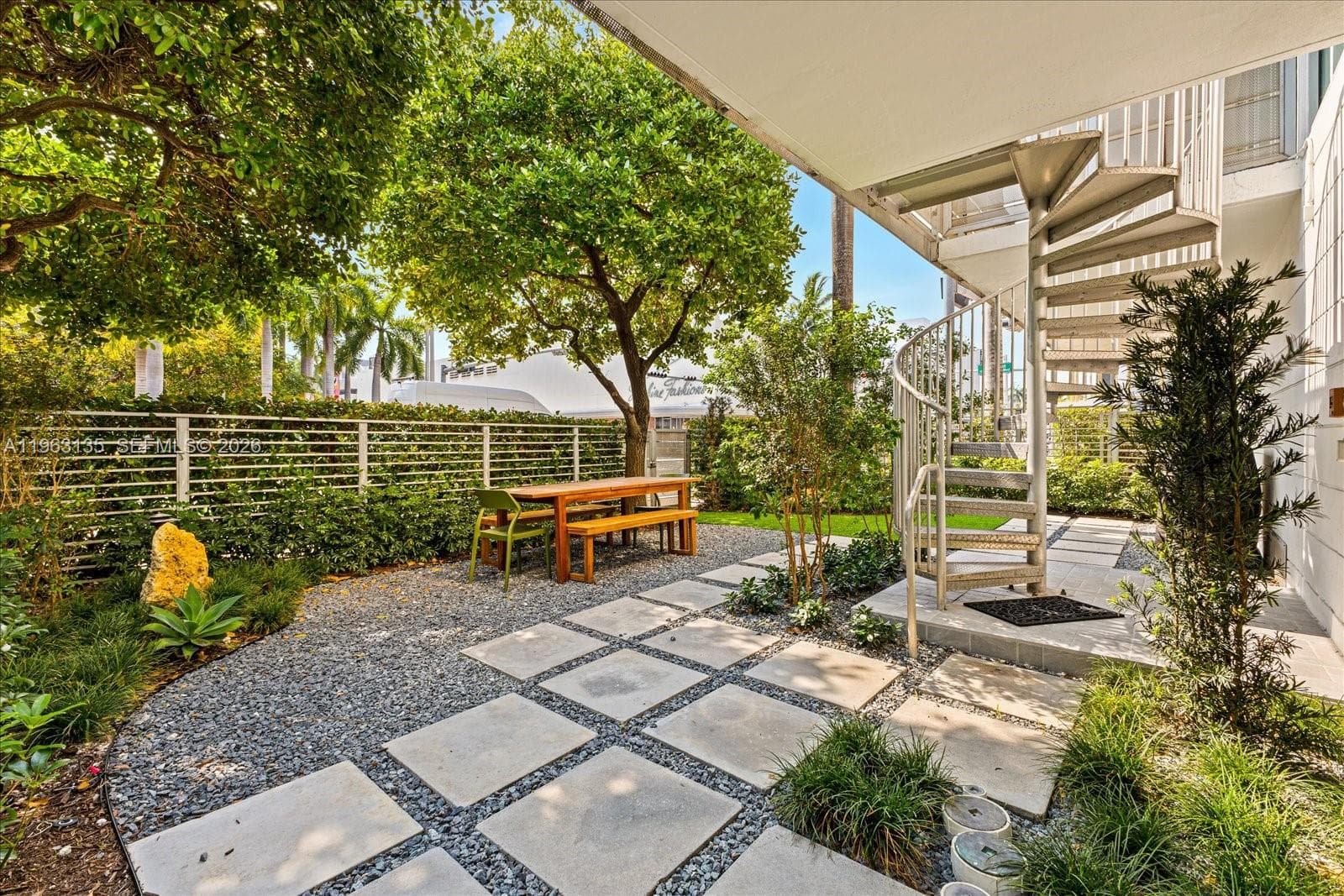 1700 Meridian Ave # 203, Miami Beach FL 33139 — 2