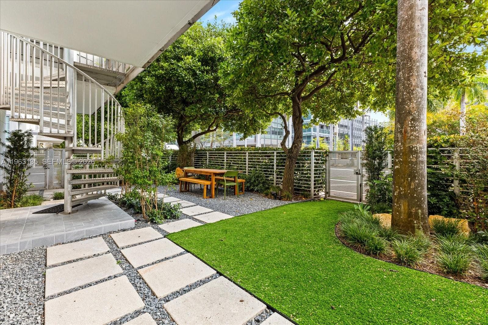 1700 Meridian Ave # 203, Miami Beach FL 33139 — 1