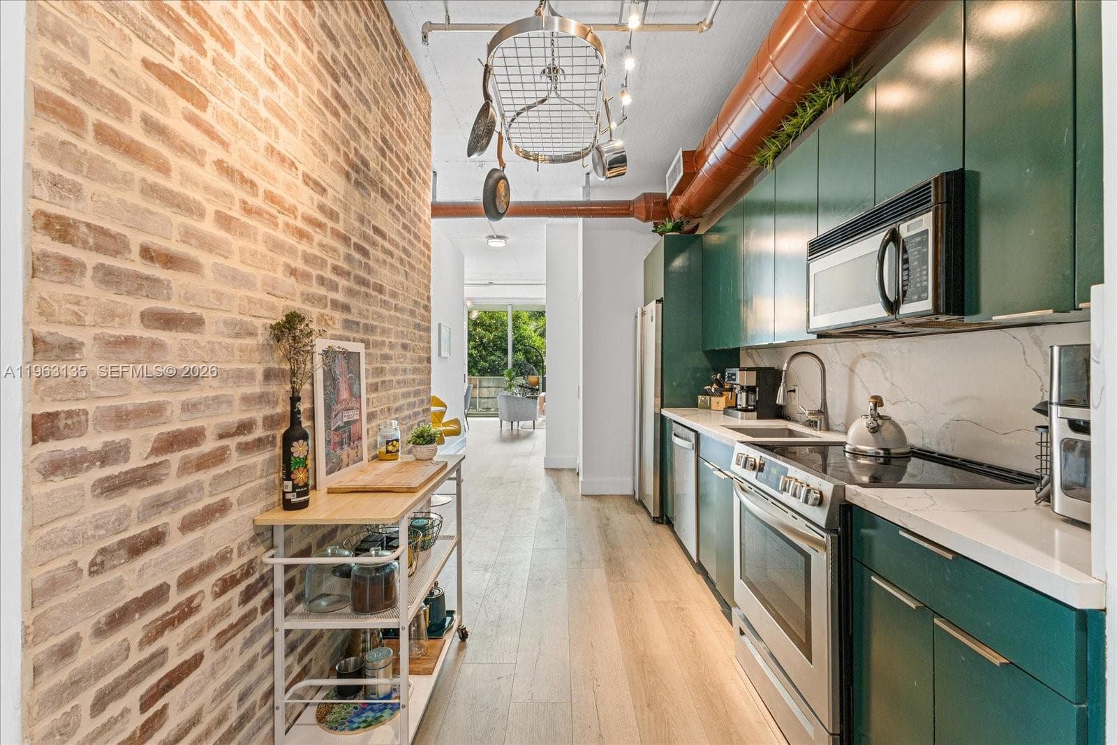 1700 Meridian Ave # 203, Miami Beach FL 33139 — 10