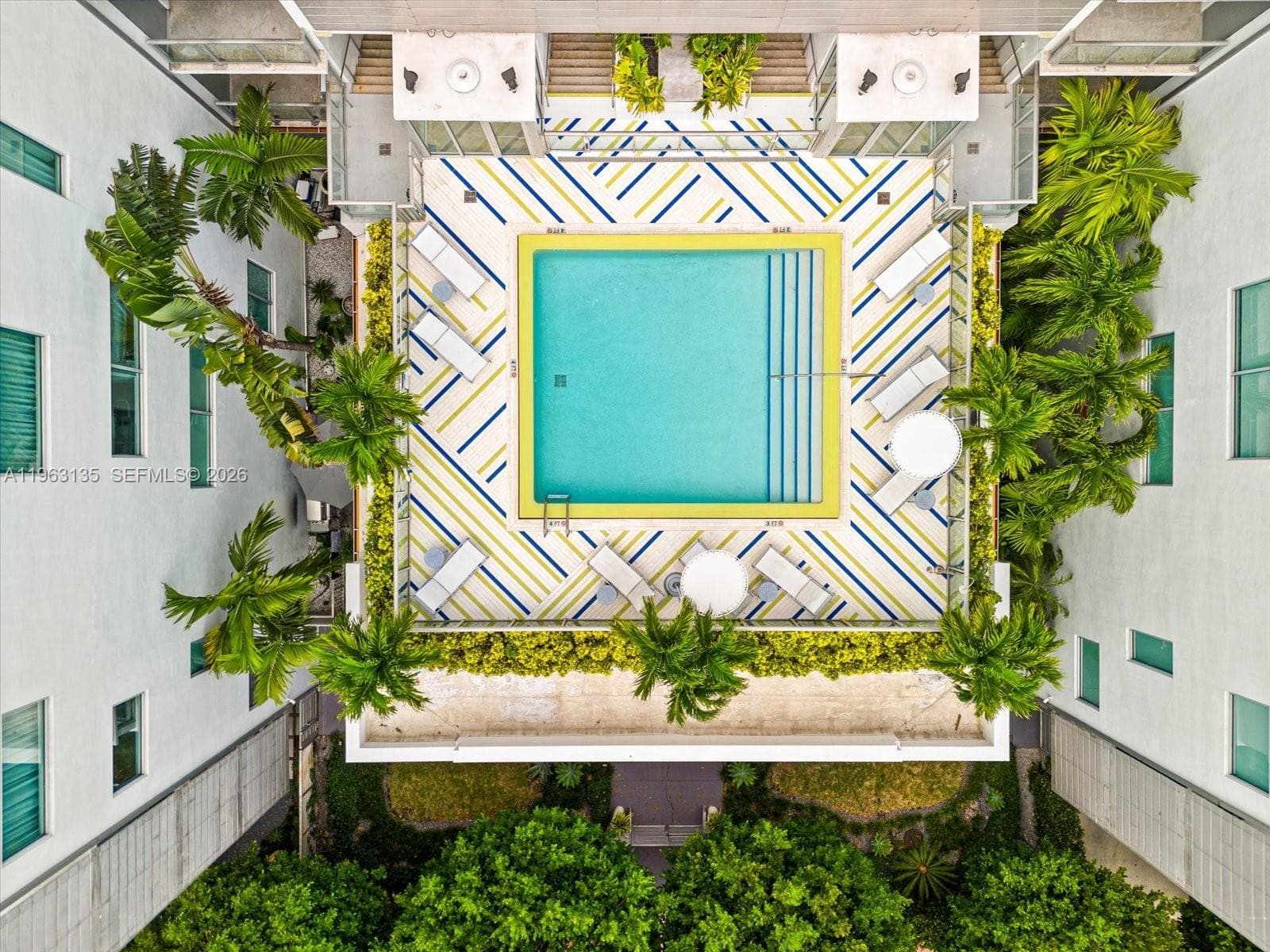 1700 Meridian Ave # 203, Miami Beach FL 33139 — 25