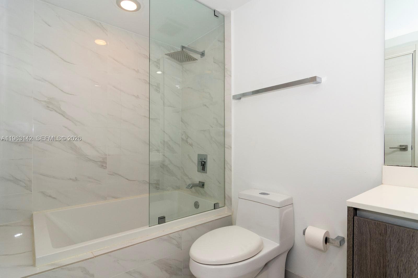 801 S Miami Ave # 1409, Miami FL 33130 — 40
