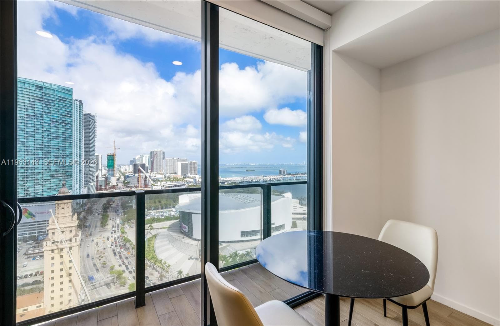 398 NE 5th St # 2205, Miami FL 33132 — 10