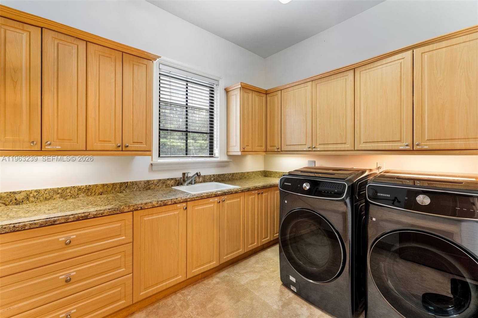 11111 Killian Park Rd, Pinecrest FL 33156 — 48