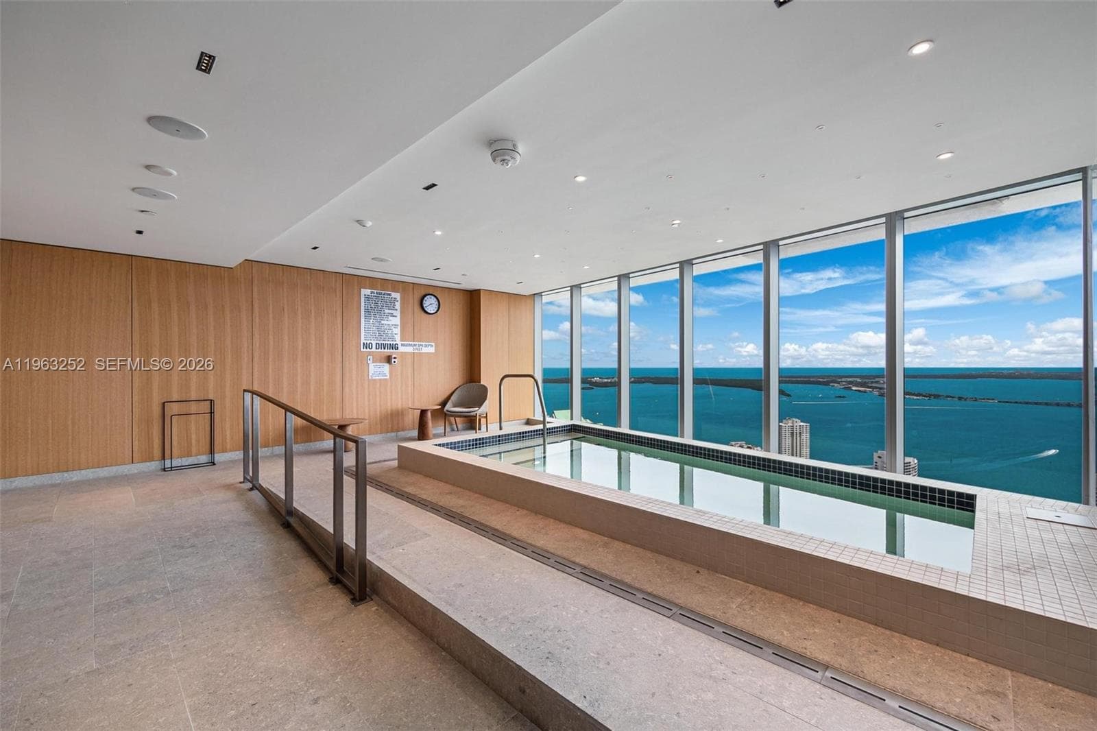 300 Biscayne Blvd Way # 4404, Miami FL 33131 — 52