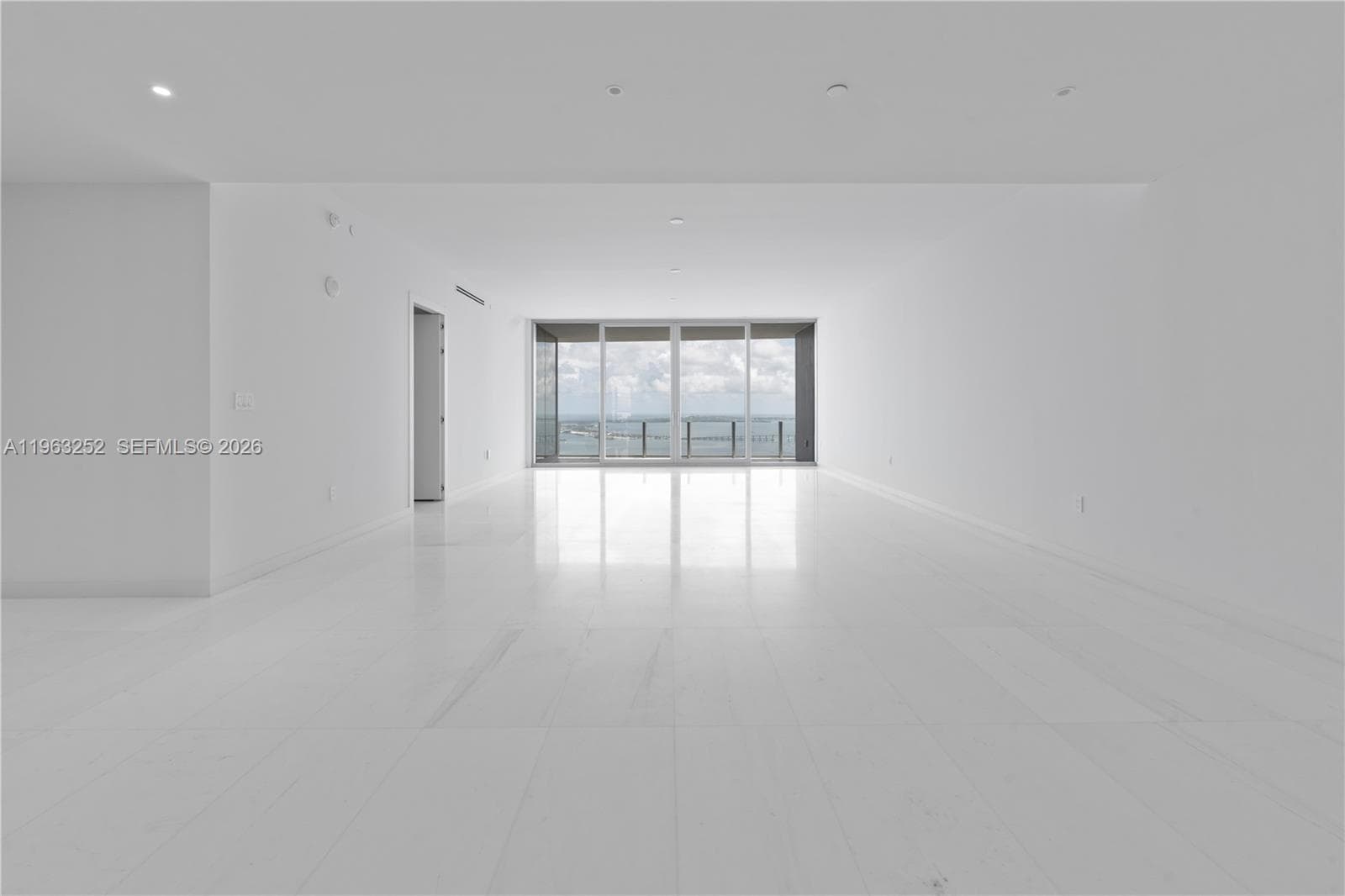 300 Biscayne Blvd Way # 4404, Miami FL 33131 — 12