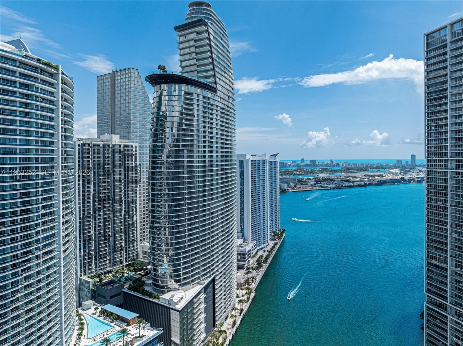 300 Biscayne Blvd Way # 4404, Miami FL 33131 — 10