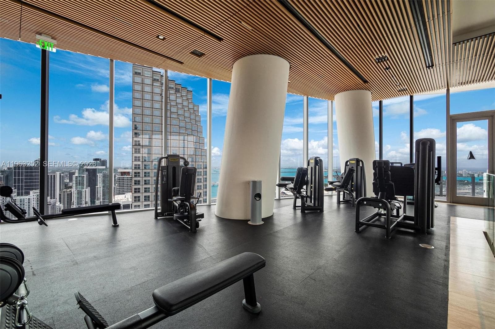 300 Biscayne Blvd Way # 4404, Miami FL 33131 — 58