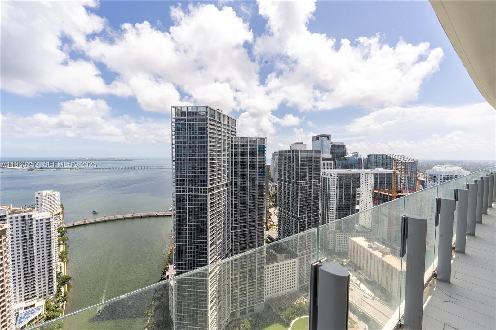 300 Biscayne Blvd Way # 4404, Miami FL 33131 — 37