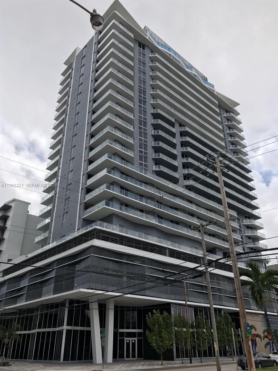 1010 SW 2ND AVE # 607, Miami FL 33130 — 1