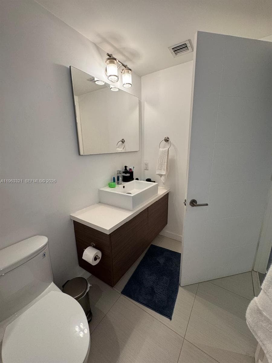 1010 SW 2ND AVE # 607, Miami FL 33130 — 11