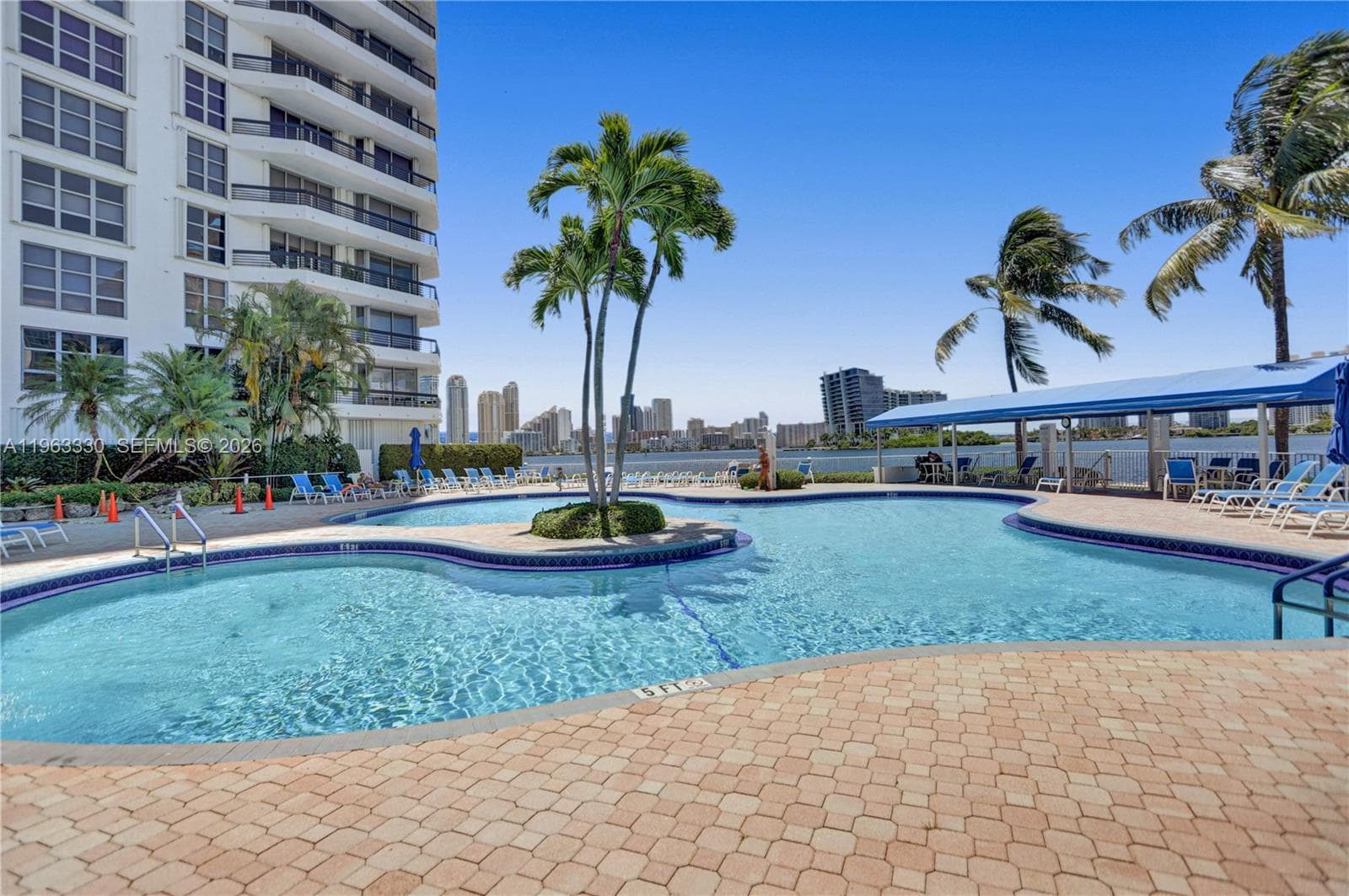 3530 Mystic Pointe Dr # 2202, Aventura FL 33180 — 39