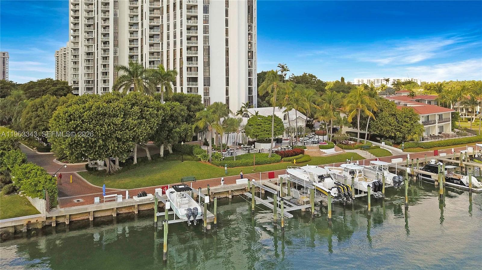 1000 Quayside Ter # 1608, Miami FL 33138 — 27