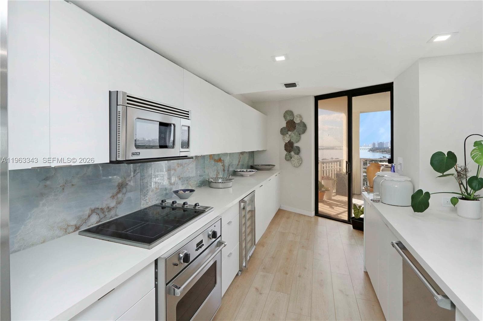 1000 Quayside Ter # 1608, Miami FL 33138 — 13