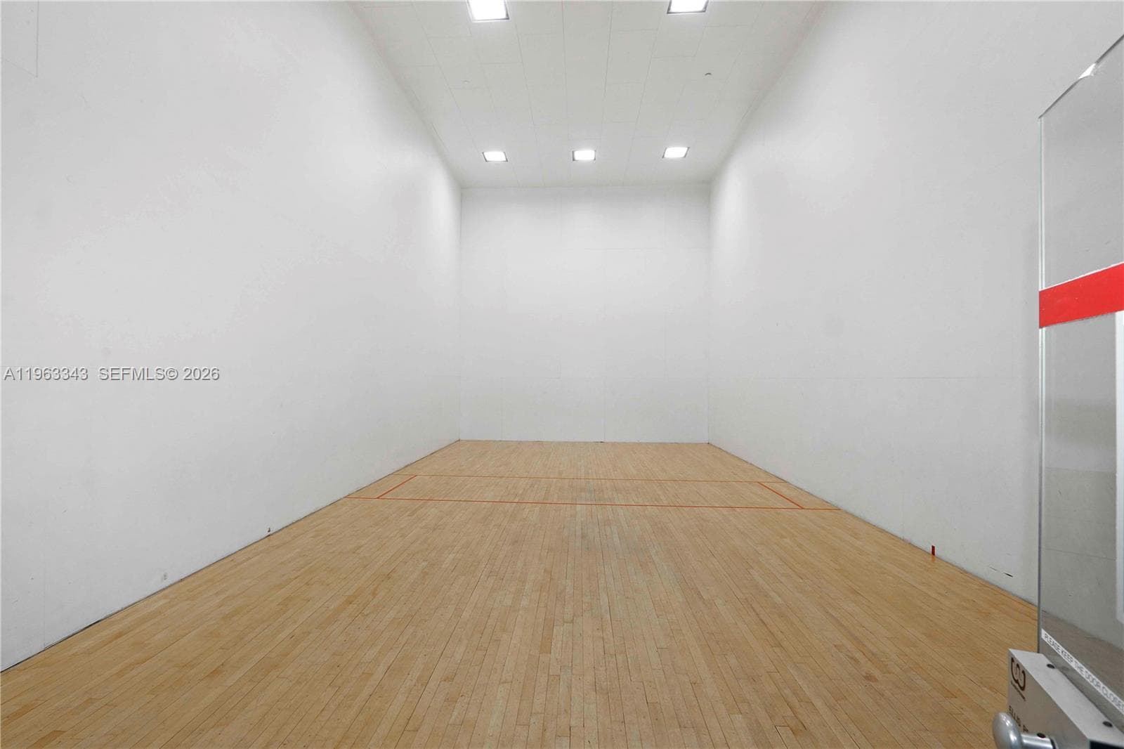 1000 Quayside Ter # 1608, Miami FL 33138 — 33