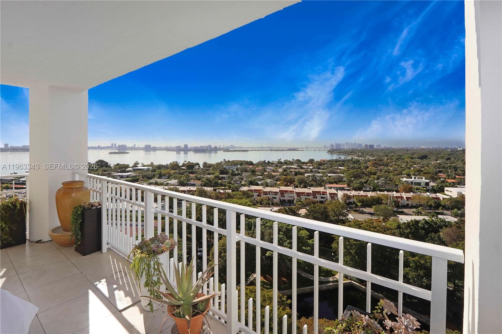 1000 Quayside Ter # 1608, Miami FL 33138 — 19