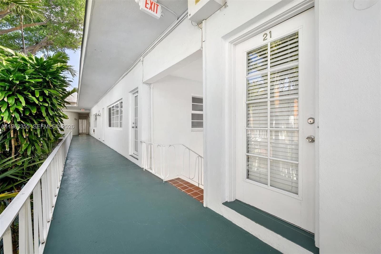1925 Washington Ave # 21, Miami Beach FL 33139 — 10