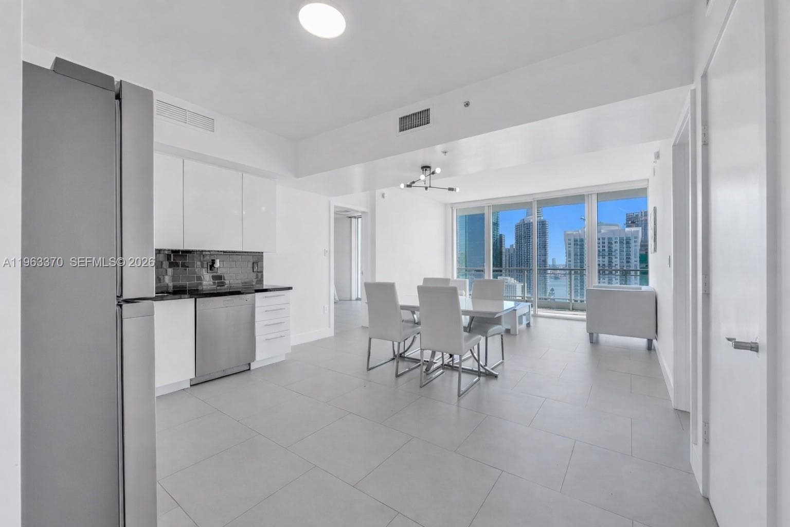 92 SW 3rd St # 3611, Miami FL 33130 — 5