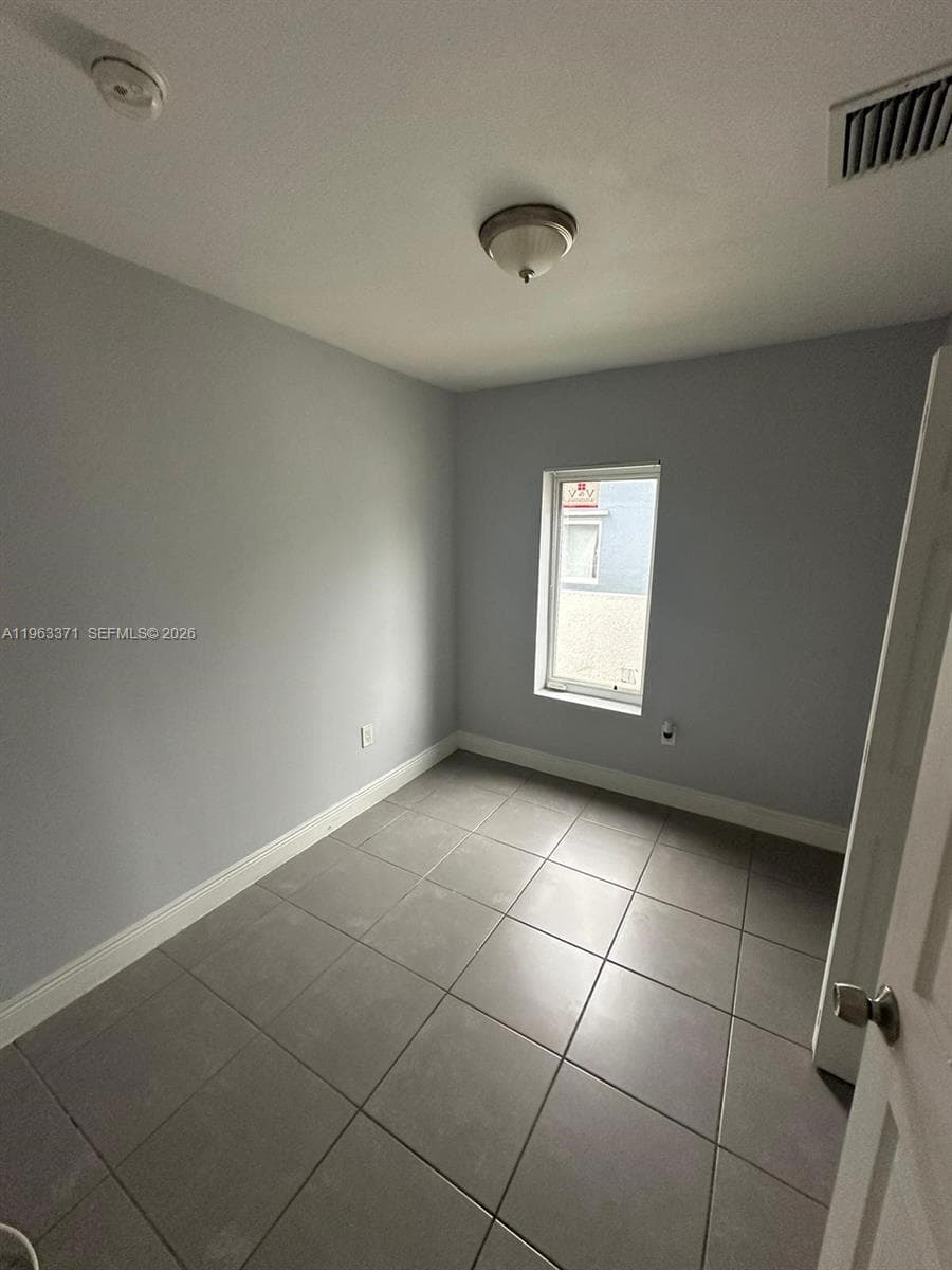 1128 NW 101st St, Miami FL 33150 — 8