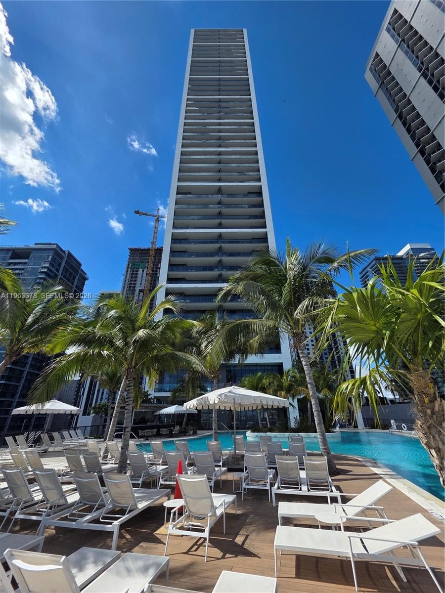 159 NE 6th St # 4302, Miami FL 33132 — 22