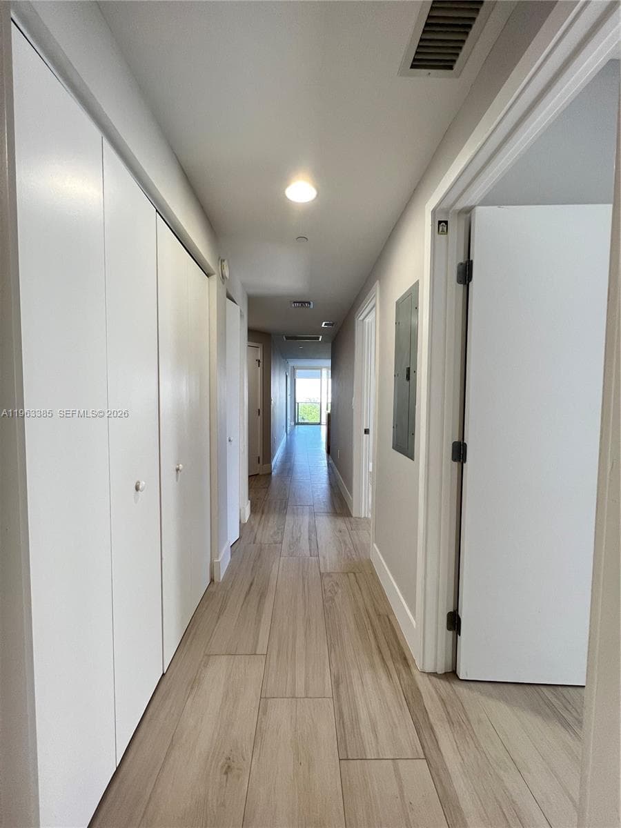 16385 Biscayne Blvd # 607, North Miami Beach FL 33160 — 11