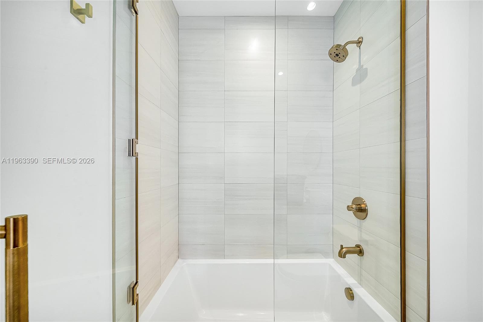2655 S Bayshore Dr # 706, Miami FL 33133 — 16