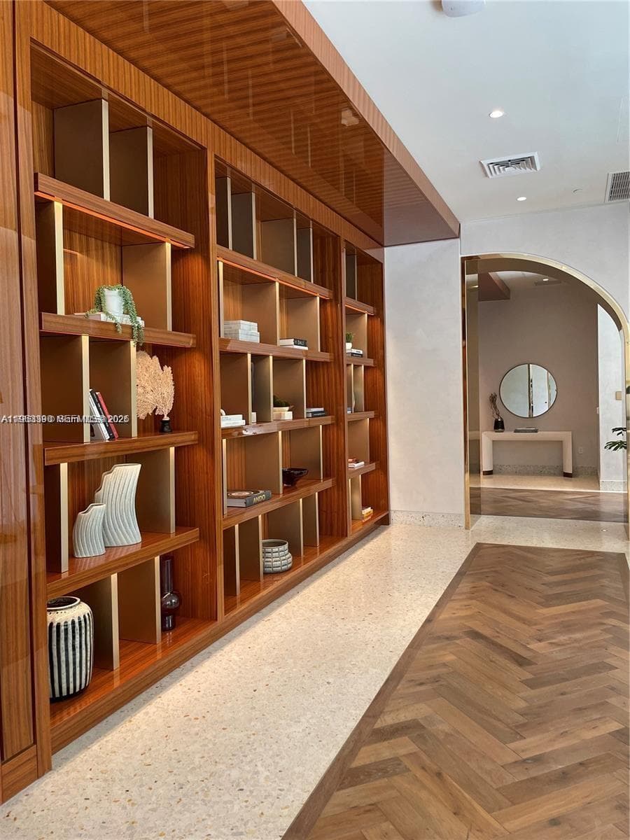 2655 S Bayshore Dr # 706, Miami FL 33133 — 39