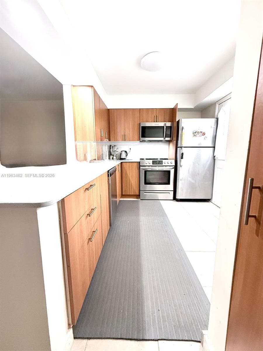 1501 NE 191st St # C114, Miami FL 33179 — 6