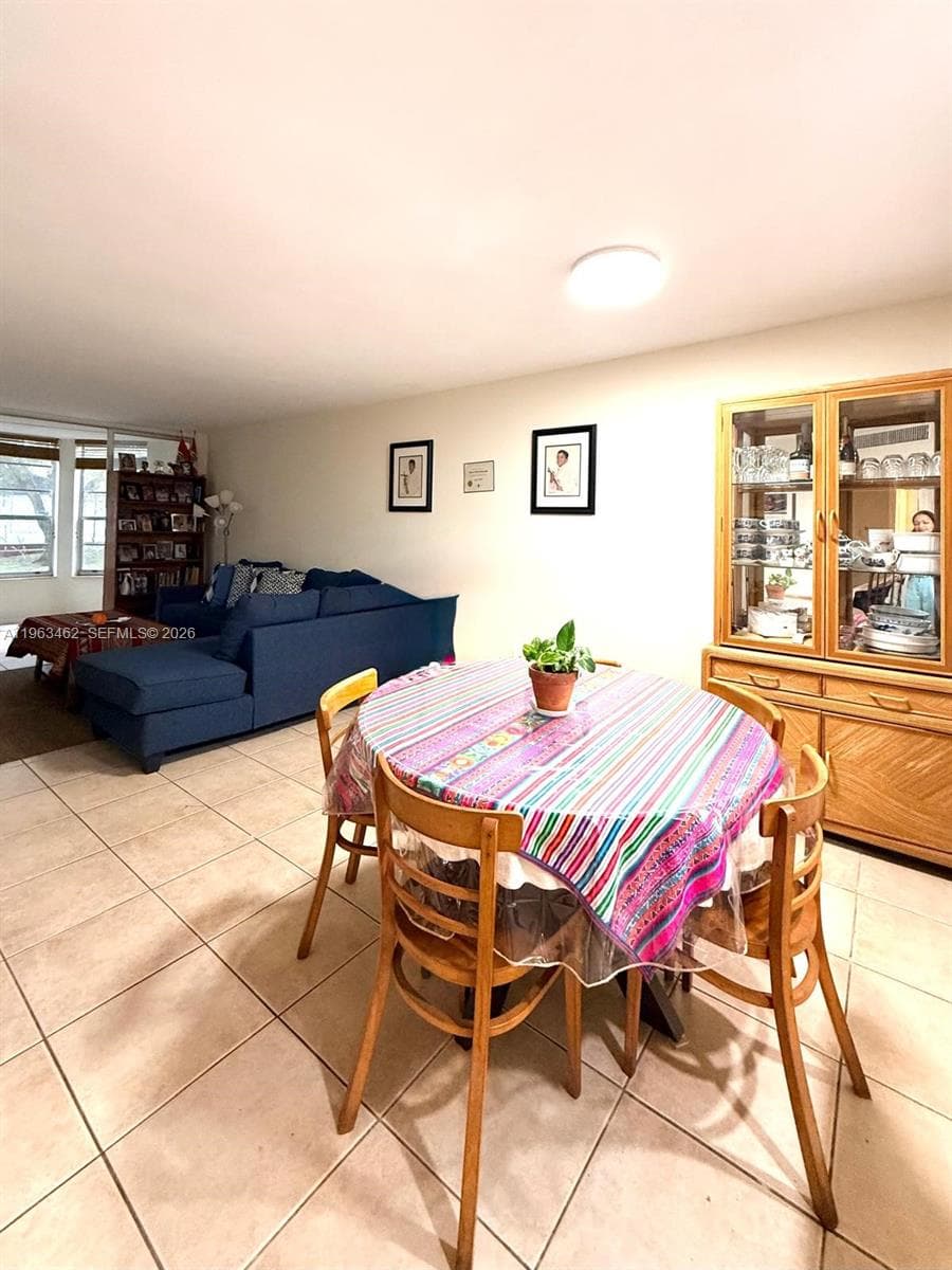 1501 NE 191st St # C114, Miami FL 33179 — 11